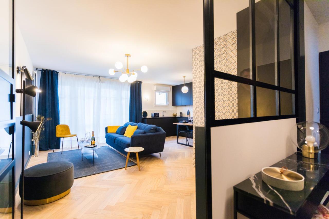 Art Deco Apartment In Disneyland Bmyguest Шеси Екстериор снимка