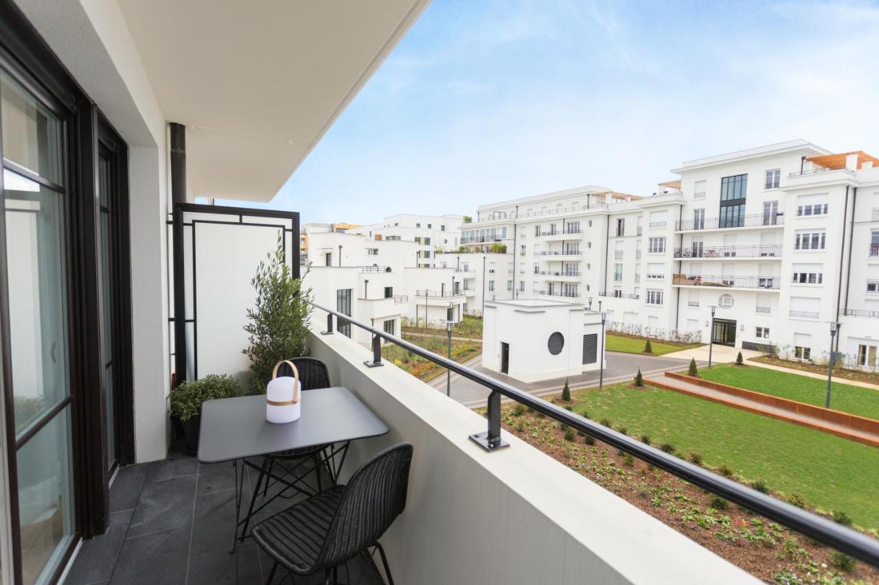 Art Deco Apartment In Disneyland Bmyguest Шеси Екстериор снимка